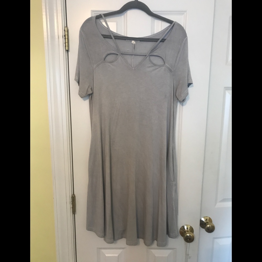 Comfy pocketed dress